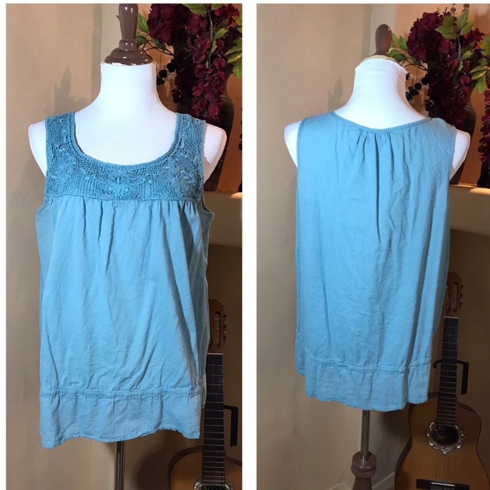 Teal Lace Sleeveless Top EUC